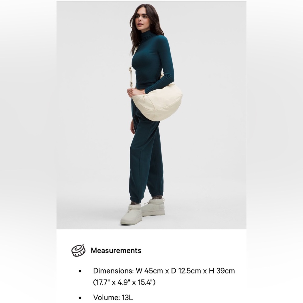 Lululemon Large Slouchy Sling Bag 13L- Riverside color (not available anymore) - Picture 7 of 12